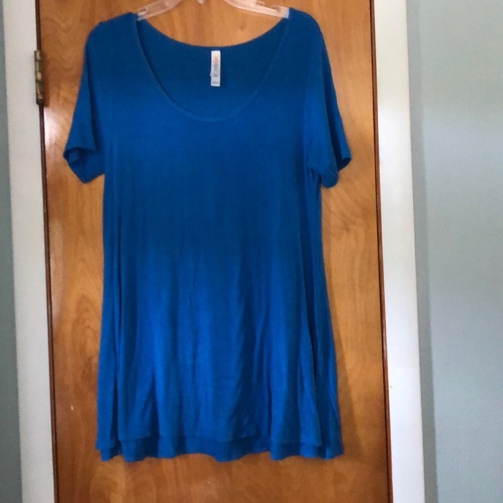 Lularoe Perfect T